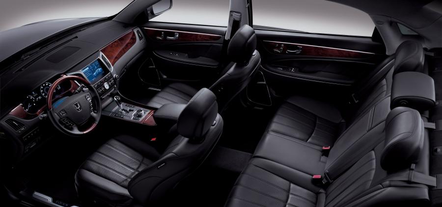  Hyundai Equus 2009 года  (фото 120 из 128)